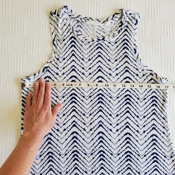 ATHLETA | Breezy Tank Top | White Blue Arrowhead Print | Small - Picture 11 of 12